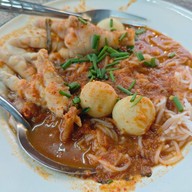 ขนมจีนชื่นอุรา เทพรักษ์วัชรพล