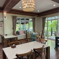 ปูจ๋าท่าแฉลบ