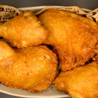 Nuwan Thai Fried Chicken สาขาห้วยขวาง