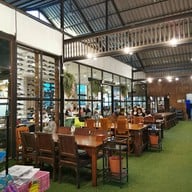 บรรยากาศ นิยมแซ่บ NiyomZabb
