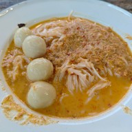 ขนมจีนชื่นอุรา เทพรักษ์วัชรพล