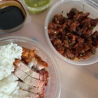 เจี๊ยบหมูกรอบตลาดอ.ต.ก ตลาด อ.ต.ก จตุจักร