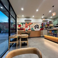 PunThai Coffee Food View