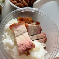 เมนูของร้าน เจี๊ยบหมูกรอบตลาดอ.ต.ก ตลาด อ.ต.ก จตุจักร