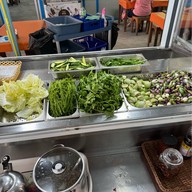 ณ คอน ขนมจีนเส้นสด | ข้าวแกงปักษ์ใต้ ถนนราชพฤกษ์