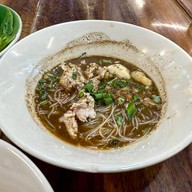 เมนูของร้าน ก๋วยเตี๋ยวเรือพระนคร บิ๊กซีวงศ์สว่าง