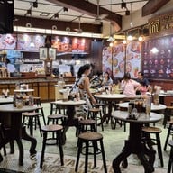 โกปี๊เฮี้ยะไถ่กี่ เสาชิงช้า