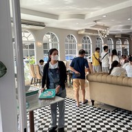 ครัวบุญเลิศ บางปู & เลอเลิศ คาเฟ่