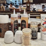 โกปี๊เฮี้ยะไถ่กี่ เสาชิงช้า