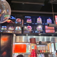 บรรยากาศ Black Star Burger