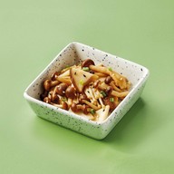 Bar-B-Q Plaza ทรี ออน ธรี