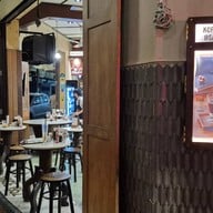 โกปี๊เฮี้ยะไถ่กี่ เสาชิงช้า