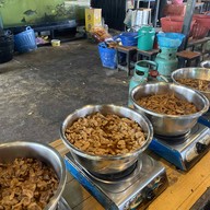 ก๋วยเตี๋ยวไก่บุฟเฟ่ต์