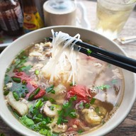 เมนูของร้าน Madam Pahtehh 2515 หมากแข้ง