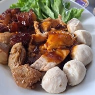 เมนูของร้าน เพ็ญพริกเผ็ด