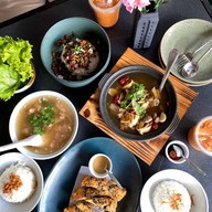 กินก้นครัว ภูเก็ต