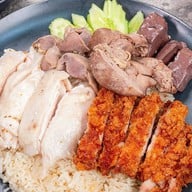 บัณฑิตคิมข้าวมันไก่ ฉะเชิงเทรา