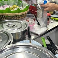 หนมเส้นแม่อำพร เดอะซีซันมอลล์ พหลโยธิน