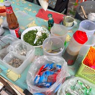 ร้านโจ๊กน้ำเต้าหู้ บีทีเอสสนามเป้าทางออก 3