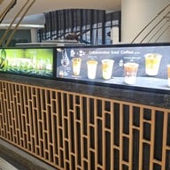 Kyo Roll En เซ็นทรัลเอ็มบาสซี่