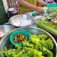 ข้าวเกรียบปากหม้อ ซอยวัดไผ่ตัน