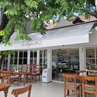 La Baguette The French  Bakery Cafe Naklua, Pattaya