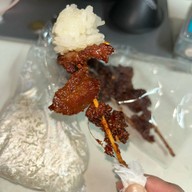 หมูปิ้ง ไก่ปิ้ง BTS สนามเป้า