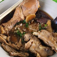 ก๋วยเตี๋ยวลูกแม่ค้า