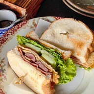 เมนูของร้าน กินก้นครัว ภูเก็ต