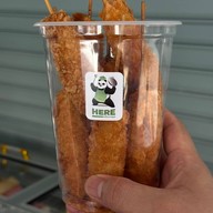 เมนูของร้าน เฮียจะทอด ไก่ป๊อบ ไก่หน้าโรงเรียน ไส้กรอกแดง ลูกชิ้นปลาระเบิด ร้านเฮียจะทอด
