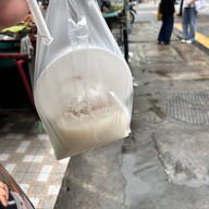 ร้านโจ๊กน้ำเต้าหู้ บีทีเอสสนามเป้าทางออก 3