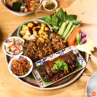 Thai Niyom Cuisine มหาทุนพลาซ่า