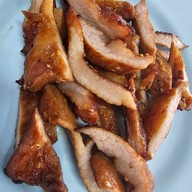 ลาบอุบล4 (ป้าแดง)