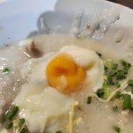 โจ๊กบุญรวมเจ้าเก่า 40ปี เตาถ่าน