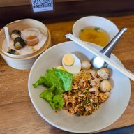 เมนูของร้าน หอมฟุ้ง ก๋วยเตี๋ยวต้มยำ วัดสุทัศน์ (เสาชิงช้า) หอมฟุ้ง ก๋วยเตี๋ยวต้มยำ วัดสุทัศน์ (เสาชิงช้า)