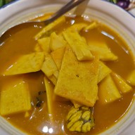 ขมิ้น Camin Cuisine & Cafe เซ็นทรัลเวิลด์