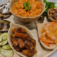 ขมิ้น Camin Cuisine & Cafe เซ็นทรัลเวิลด์