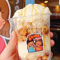 ไอติมครอฟเฟิล  Shine & Mind 🍨🧇✨ สายไหม วัชรพล สุขาภิบาล5 เพิ่มสิน
