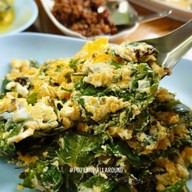 เมนูของร้าน ยายปวด