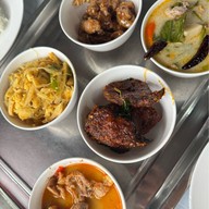 ข้าวราดแกง ป้าแมว