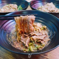 ก๋วยเตี๋ยวเรือเสือหน้าหยก (สูตรเข้มข้นไม่ใส่เลือด) Center One