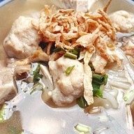 เมนูของร้าน ราดหน้านพดล พุทธมณฑลสาย 3