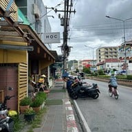 HOC - House Of Croissants หัวหิน ซอย 61