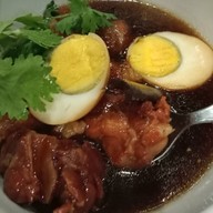 เมนูของร้าน ครัว เกาะใหญ่ by พริกไทยสด กรุงเทพกรีฑา