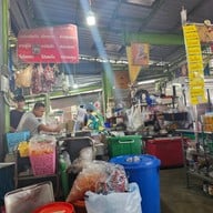 ก๋วยเตี๋ยวหมูต้มยำโบราณ ‘นายทองสุข’