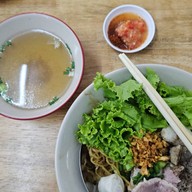 เมนูของร้าน ศิริ ต้มเลือดหมูหาดใหญ่ -