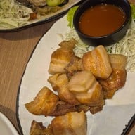 ครัวบ้านพี่เอ บรรทัดทอง (Banthat Thong)