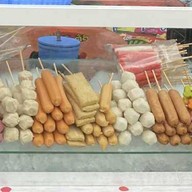 ลูกชิ้นทอด&ยำไก่แซ่บ