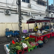 ตลาดราตรี มุกดาหาร