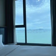 S. Sriracha Hotel & Residence